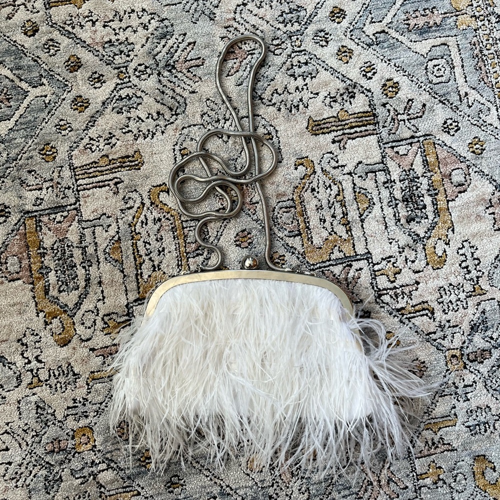 Petal & Pup White Feather Evelyn Bag